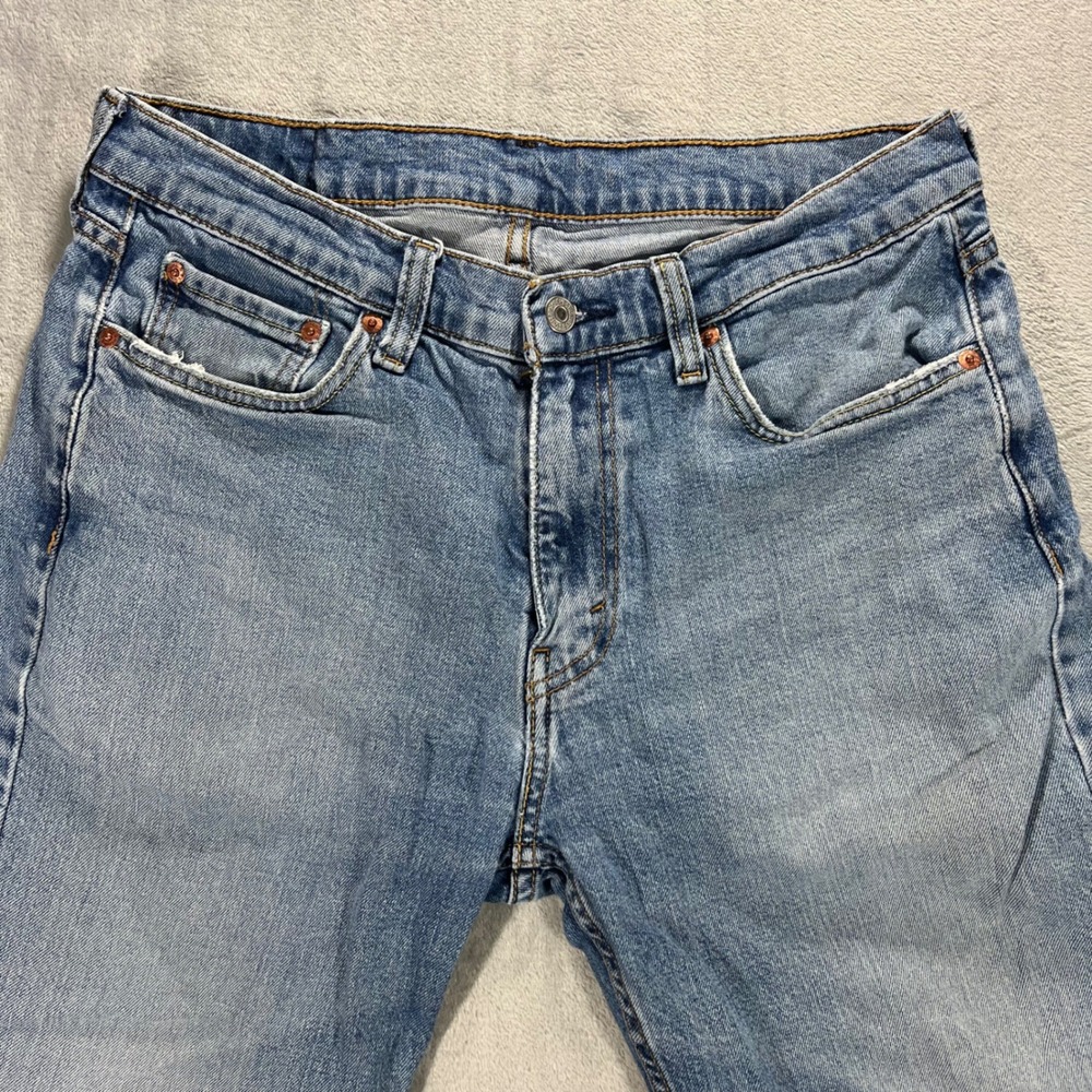 LEVI'S 514 Straight Jeans Mens 32x30 Blue Distressed Medium Wash Denim Rips - Picture 3 of 16